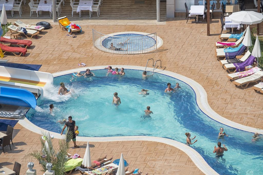 Crystal Towers Apart Hotel Alanya Exteriér fotografie