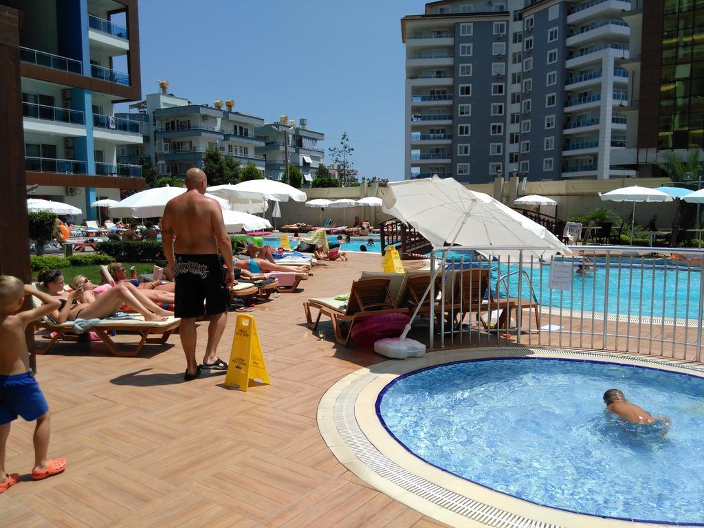 Crystal Towers Apart Hotel Alanya Exteriér fotografie